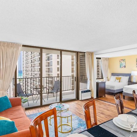 Beautiful 1Br, Steps To Waikiki Beach And Parking Гонолулу Екстер'єр фото