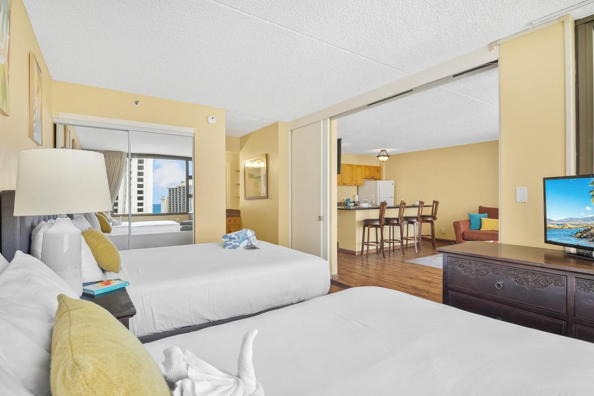 Beautiful 1Br, Steps To Waikiki Beach And Parking Гонолулу Екстер'єр фото