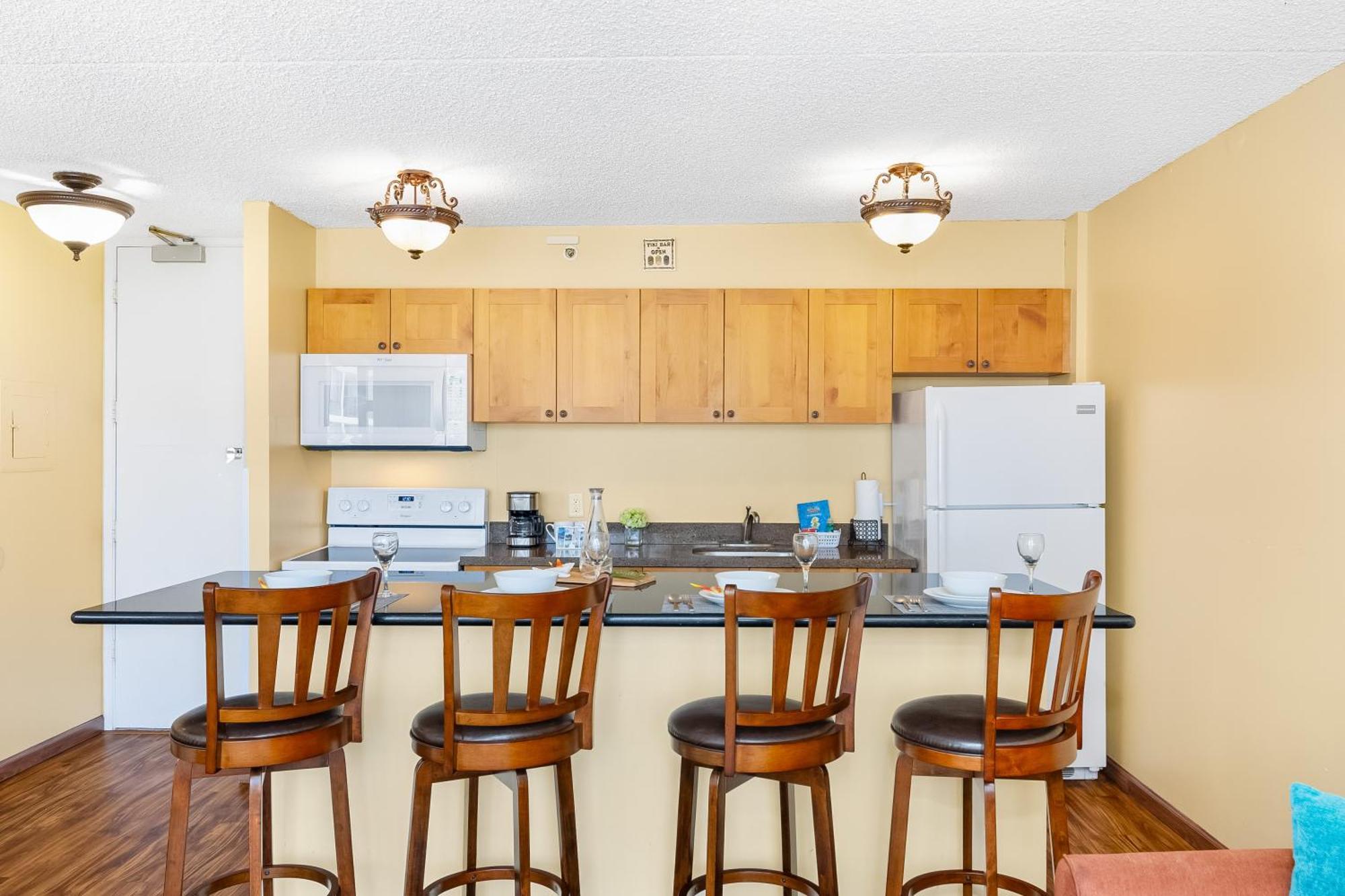 Beautiful 1Br, Steps To Waikiki Beach And Parking Гонолулу Екстер'єр фото