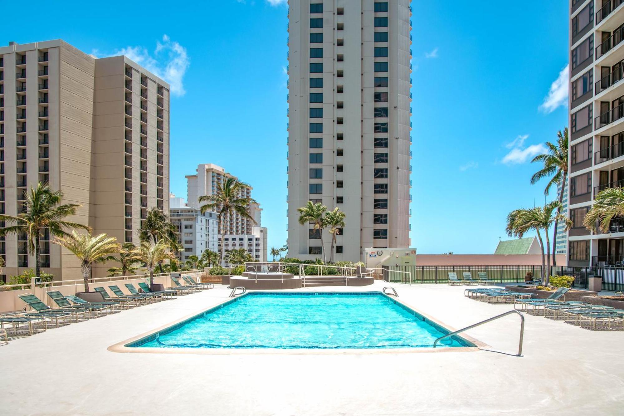 Beautiful 1Br, Steps To Waikiki Beach And Parking Гонолулу Екстер'єр фото