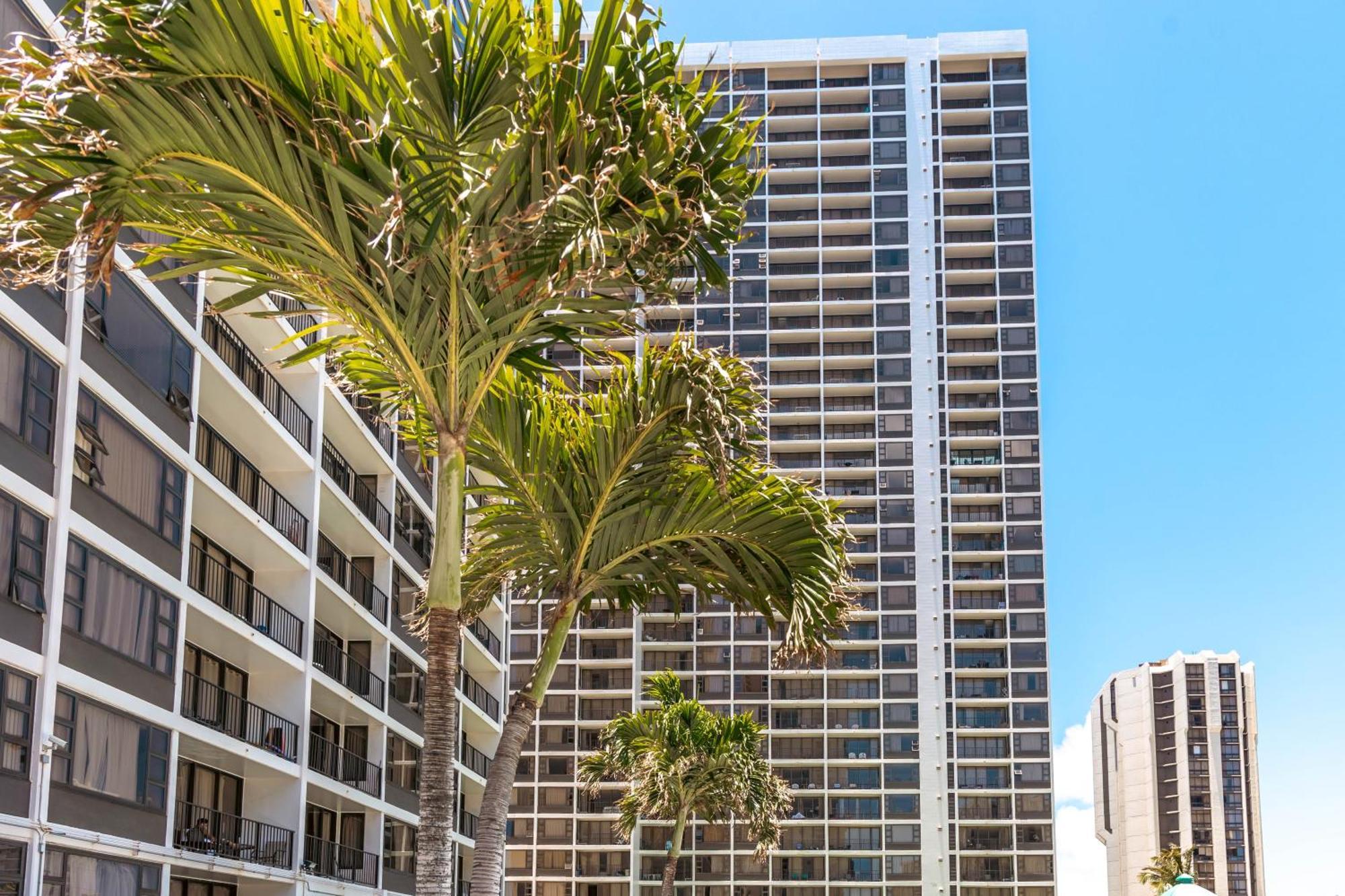 Beautiful 1Br, Steps To Waikiki Beach And Parking Гонолулу Екстер'єр фото
